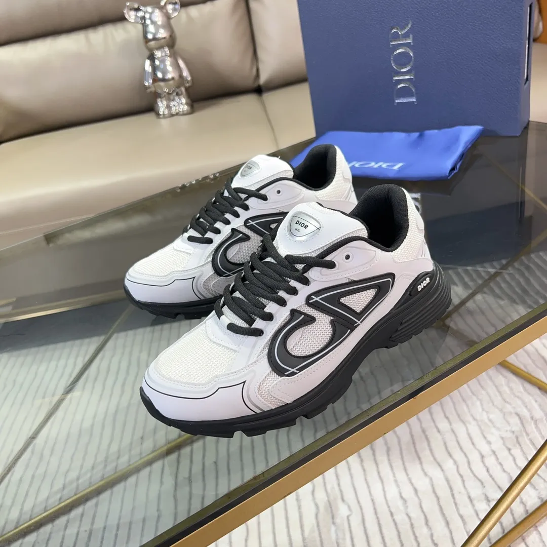 Men's Shoes💰P460💰【DIOR】Dior's new B30 low-top sneakers✅ are carefully made of gray mesh fabric and white technical fabric, decorated with reflective "CD30" graphic logo, and "DIO~B30" and "CD30" logos on the heel and tongue. An extra-light, sculpted rubber sole with signature accents adds style, while internal stretch details create ideal comfort. It can be matched with various casual styles to show a fashionable and modern sports style. Code number: 38-44 (45 can be customized)
